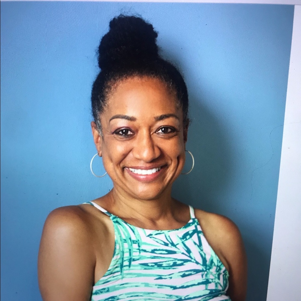 Meet your Posher, Antonese